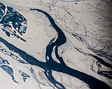 Vereister-Fluss-Luftbild